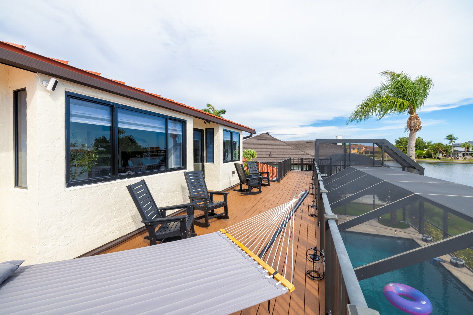 Upper deck with hammock and canal view for quiet evenings
